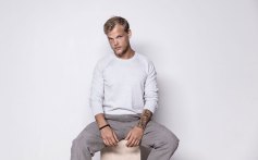 See Never-Before-Revealed Photos of Avicii From Upcoming Book