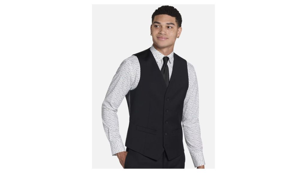 Shop Men’s Wearhouse for Perfect Fall ‘Fits Starting at Just $4.99