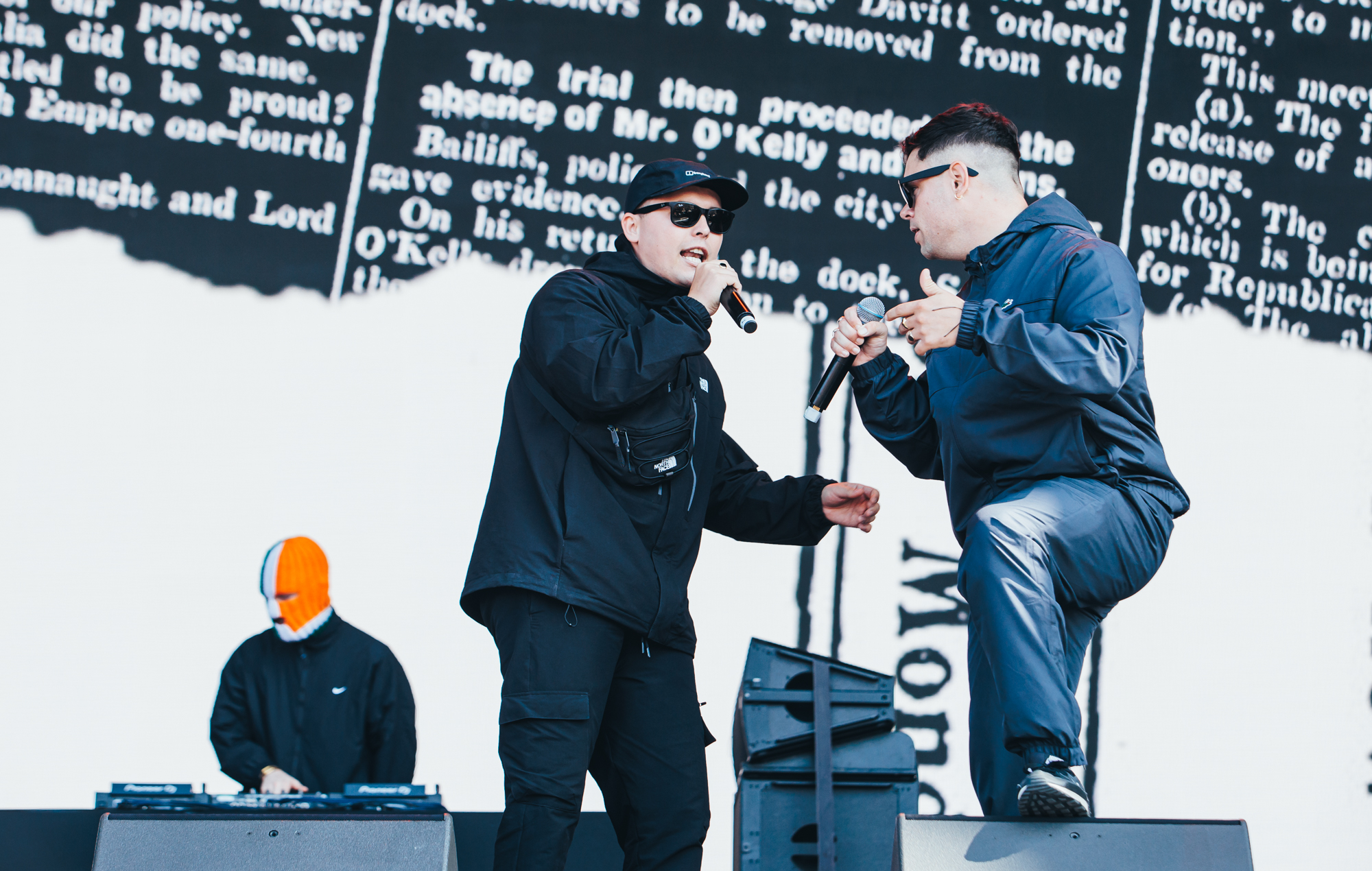 Reading Festival 2024: Kneecap denounce anti-immigration riots and “that far-right shite”