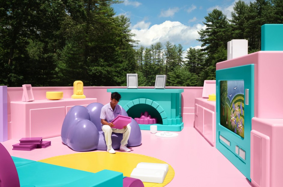 Step Into a Life-Sized Polly Pocket 1994 Dollhouse: Book It on Airbnb