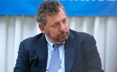 James Dolan Sex Abuse Lawsuit Dismissed By Federal Judge, But Case Might Go On