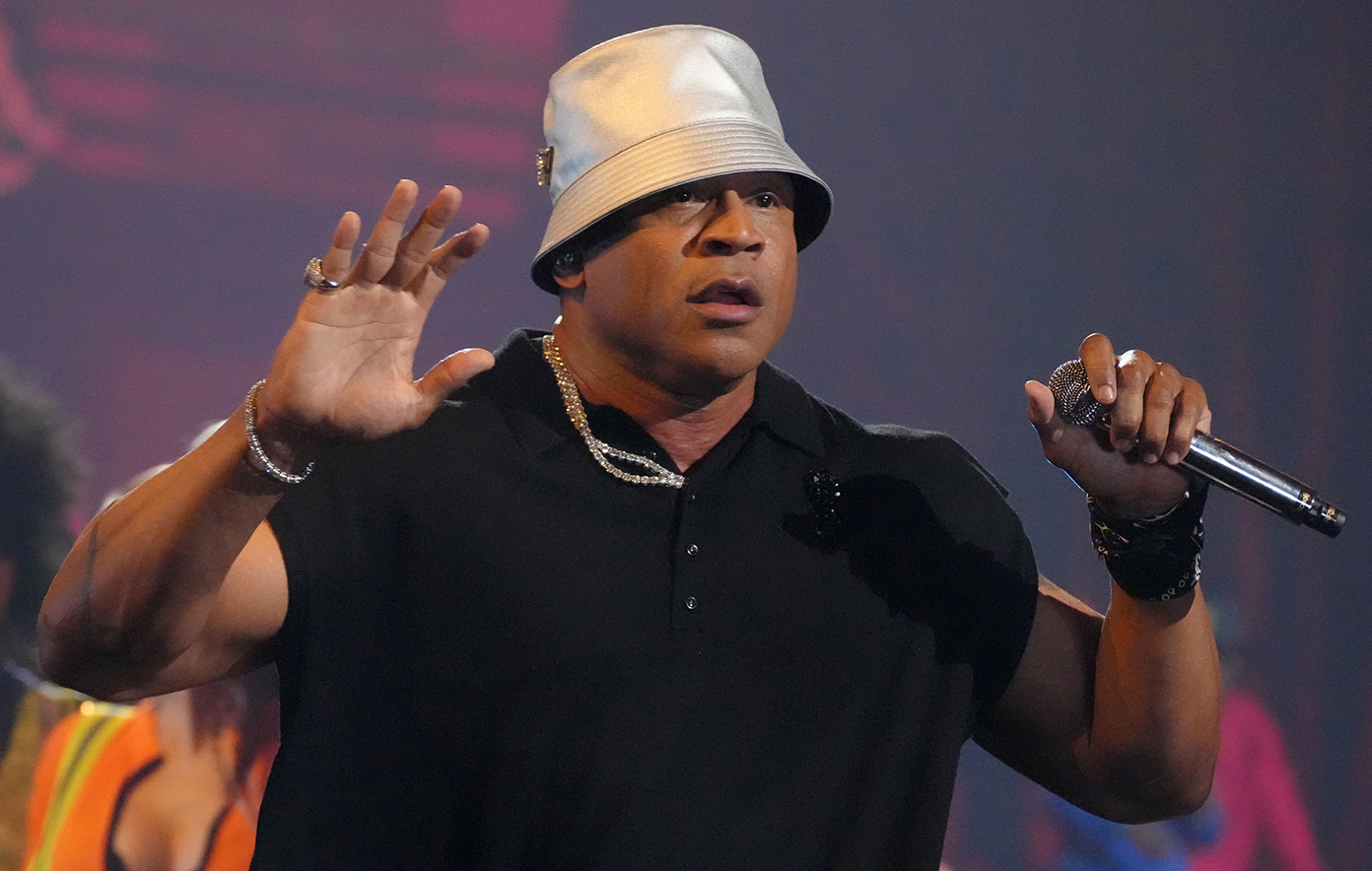 LL COOL J on reaction to his desire to record new album: “They looked at me like I was a hydra”