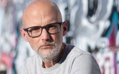 Moby Offers Advice After Trump Win: ‘It’s Not Going to Benefit Anybody to Doomscroll’